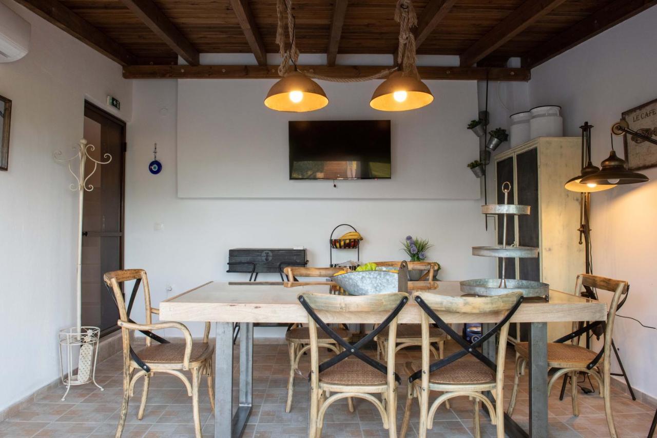 Dandy Villas Nea Roda - Melodic Waves - Private - Pool - Parking - Cellar المظهر الخارجي الصورة